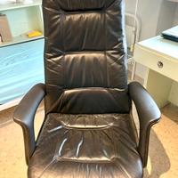 Poltrona Zefla in vera pelle modernariato