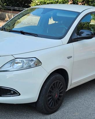 Lancia Ypsilon Metano