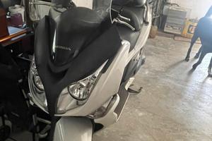 Honda sw-t400