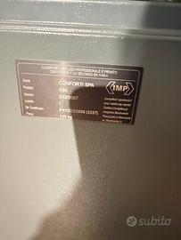 Cassaforte libera installazione nuova.