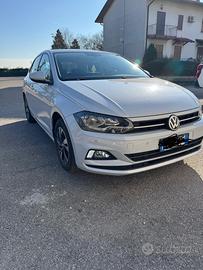 Polo adatta per neopatentati