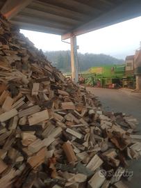 Legna secca da ardere 
