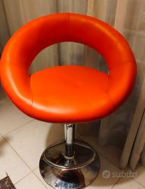 Coppia sgabelli bar rossi girevoli 