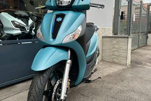 Piaggio Medley 200 S