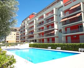 Bilocale con piscina e vista mare Cond. Acapulco