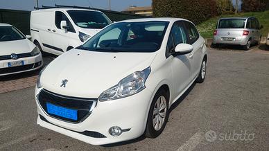 Peugeot 208 1.4 HDi neopatentati 