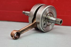 ALBERO MOTORE HONDA CR 125 2003 2002 CR125 2004