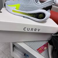 Scarpe da basket Curry numero 44