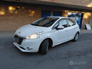 Peugeot 208 - 1.2 VTi - Allure - 82CV -  5 porte 