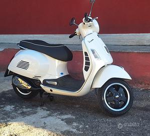 Vespa GTS