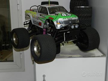 SAVAGE HPI monster 1/8