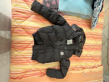 Giubbotto Moncler e giubbotto  Quechua