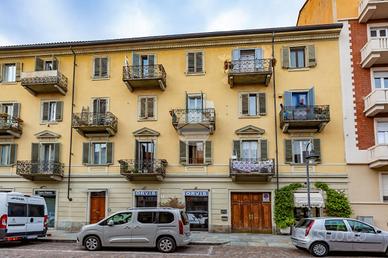4 LOCALI A TORINO