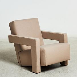 UTRECHT 637 by CASSINA-NUOVA