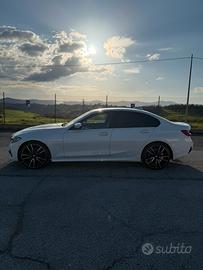 BMW Serie 3 320d Sport anno 2020 190cv diesel
