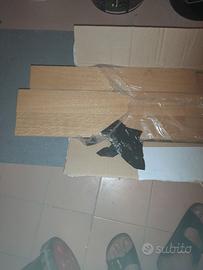 parquet verniciato in rovere. 