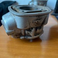 Cilindro top 80 in ghisa grippato (blocco derbi)