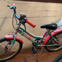 Bicicletta bimba e bici bimbo senza pedali