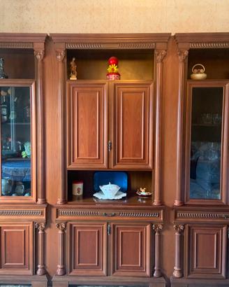 sala completa mobile, tavolo e sedie