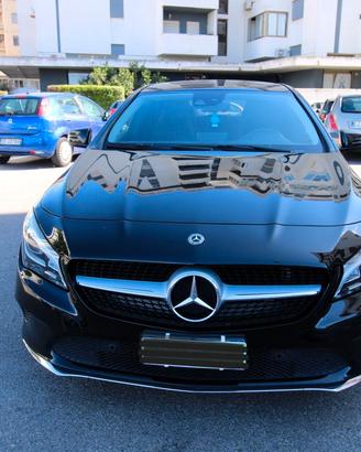 Mercedes-Benz CLA 220 d Automatic Premium