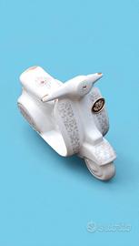 Bomboniera Vespa Bianca in Ceramica