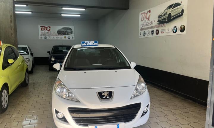 Peugeot 207 1.4 HDi 70CV 5p optional 2012