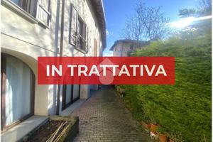 3 LOCALI A CORTE FRANCA