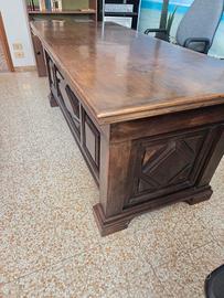 scrivania da ufficio il legno massiccio