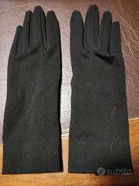 guanti in stoffa elasticizzata