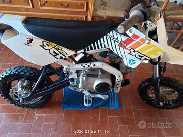 moto PIT BIKE