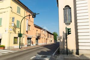 CASA SEMINDIPENDENTE A OCCIMIANO