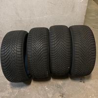 Pneumatici invernali Pirelli 235/40 R 20 96 V m+s