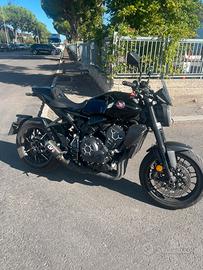 Honda CB 1000R Black Edition