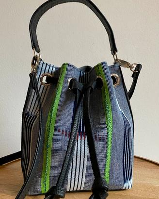 Borsetta artigianale