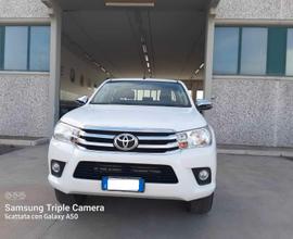 Toyota Hilux TOYOTA HILUX 2.4 d-4D 150 CV 110 KW P