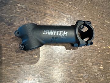 Attacco manubrio switch