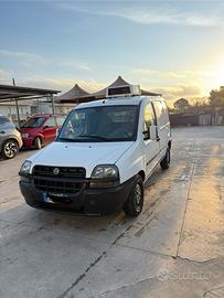 Fiat dobló frigo