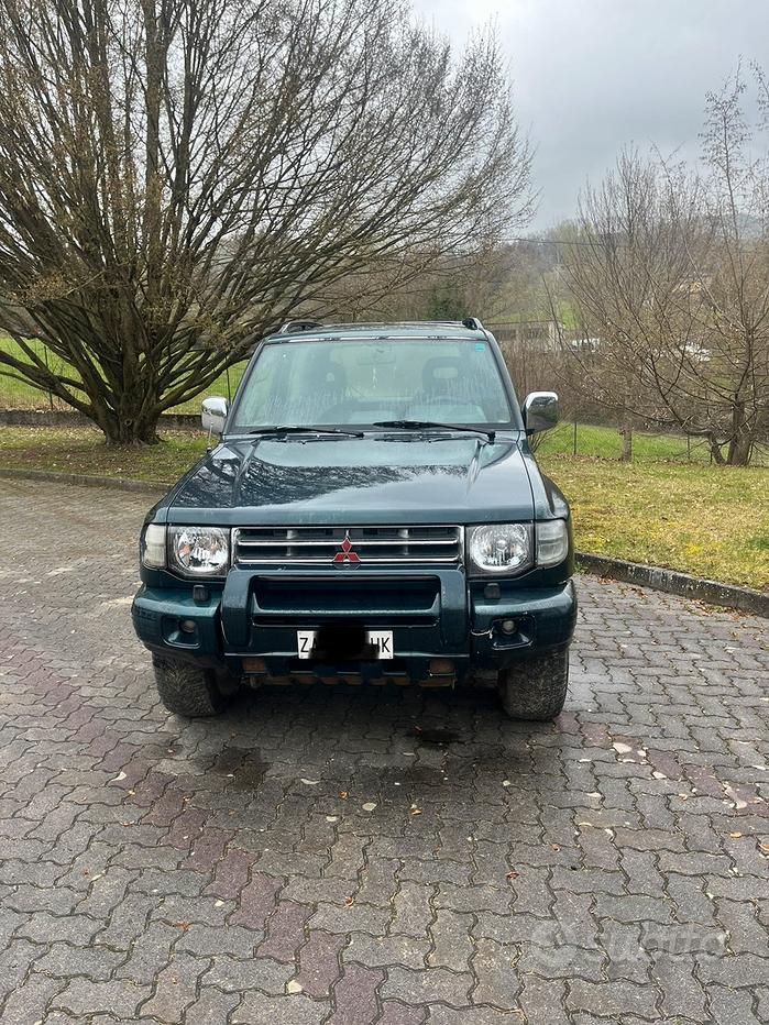 MITSUBISHI Pajero ('82-'00)