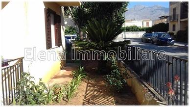 Appartamento di 96 m² con 3 locali e posto auto a 