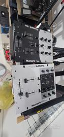 2 Mixer Numark inusati