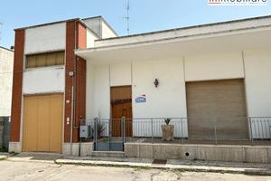 Abitazione con garage a Castrignano de' Greci