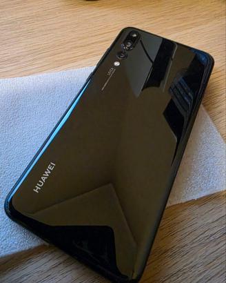 HUAWEI P20 PRO 2018 con SISTEMA OPERATIVO ANDROID