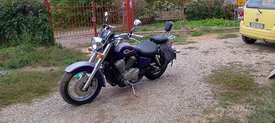 Honda shadow 750