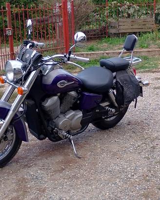 Honda shadow 750