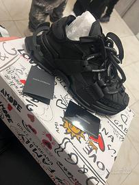 Scarpe nuove mai usate