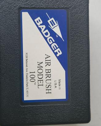 Aerografo di precisione Badger Model 100 LG -