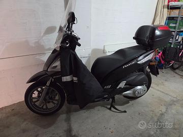 Kymco People GT 300