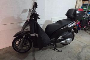 Kymco People GT 300