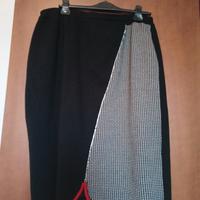 Gonna in pura lana 100%