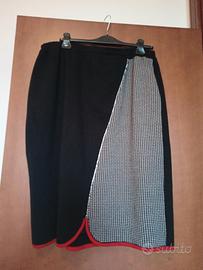 Gonna in pura lana 100%